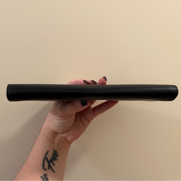 Yves Saint Laurent Black Leather Long Wallet - Picture 7 of 12